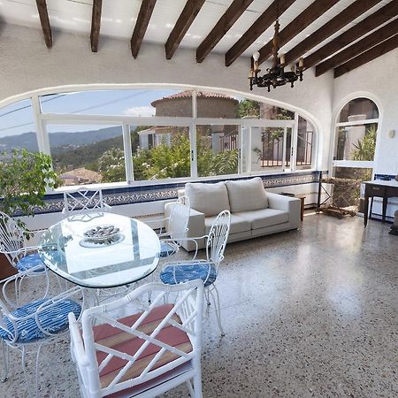 Llumicel Villa Ador Ngoại thất bức ảnh